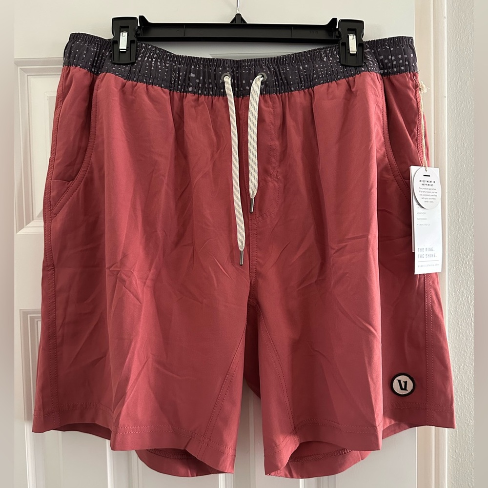 NWT Men’s Vuori Kore Short XL